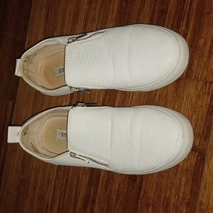 Steve madden white slip on shoes